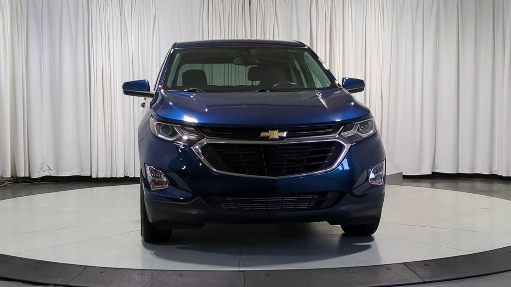 Used 2020 Chevrolet Equinox LT w/ Driver Convenience Package FWD image 3