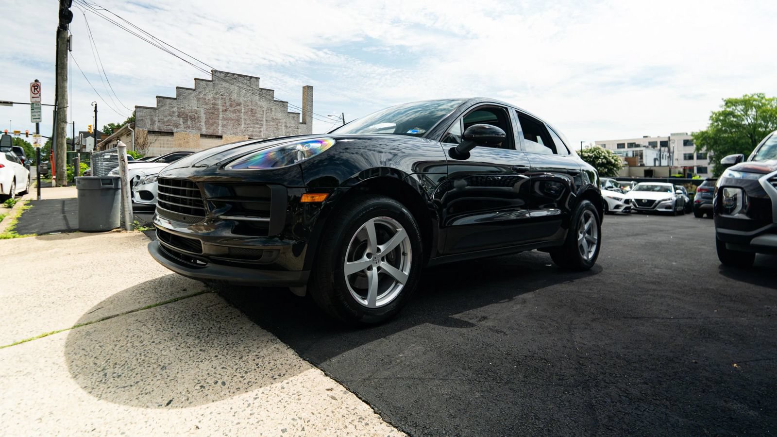 Used 2019 Porsche Macan AWD/4WD image 8