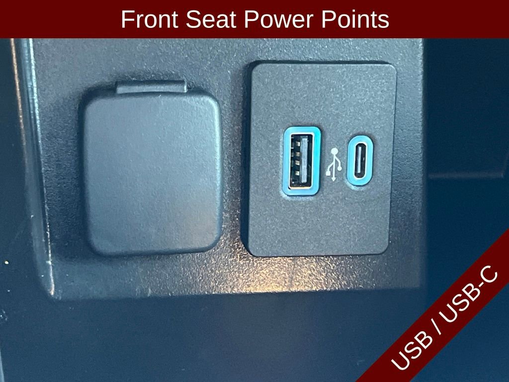 Certified 2022 Ford Explorer XLT w/ Equipment Group 202A image 11