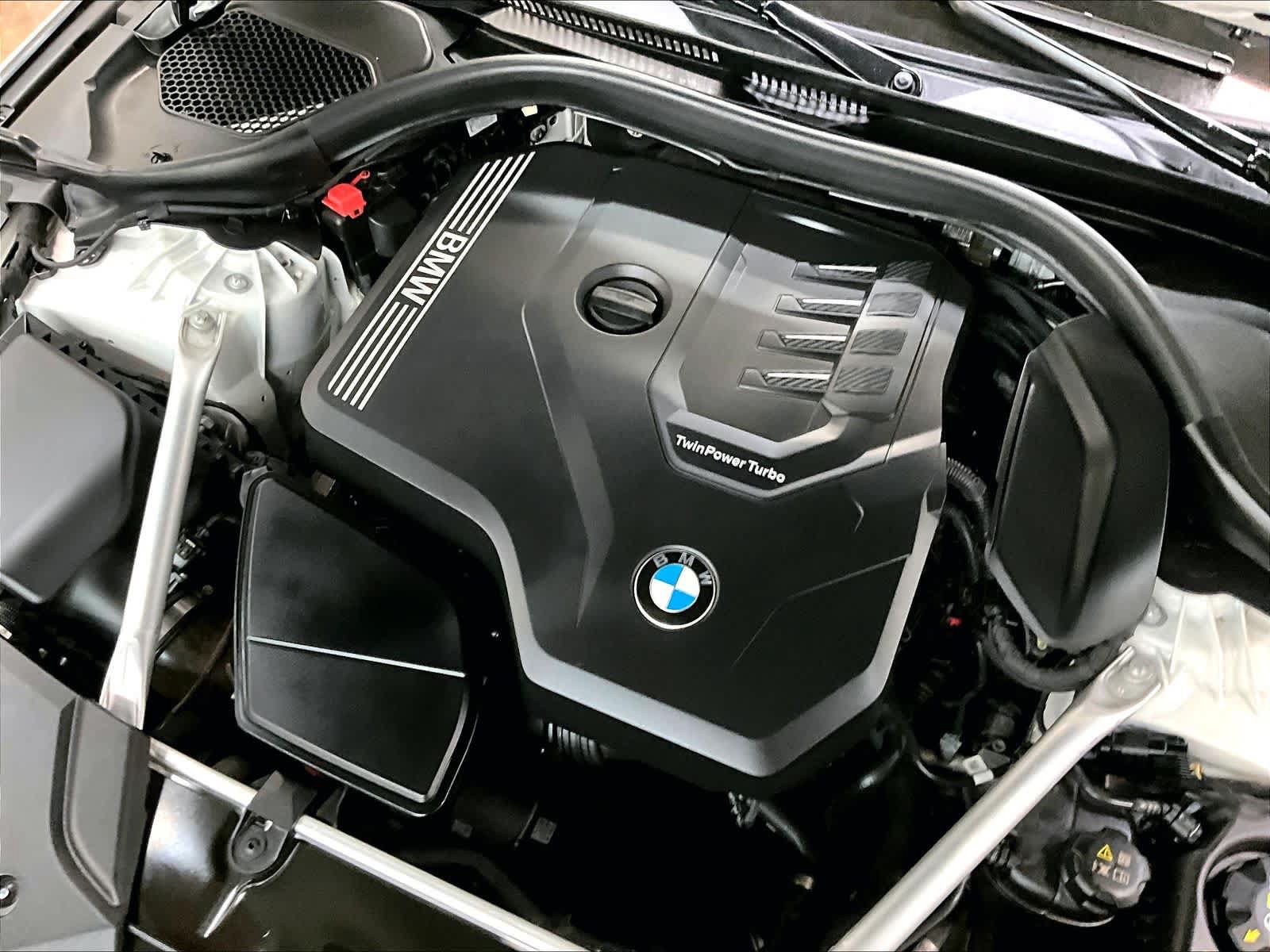Used 2023 BMW 530i w/ Convenience Package RWD image 34