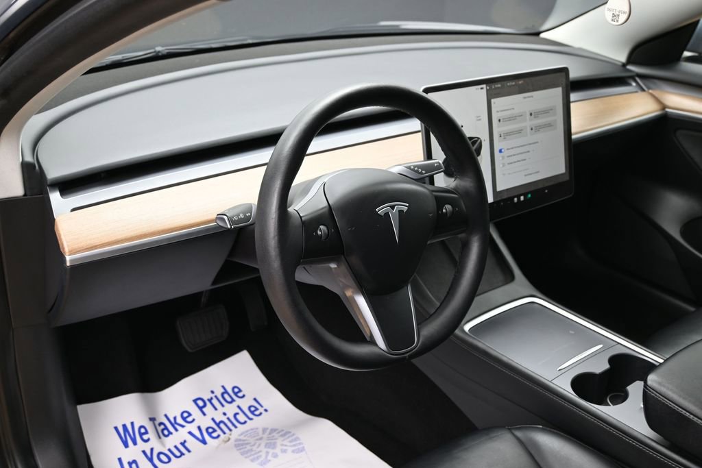 Used 2023 Tesla Model 3 Standard Range image 19