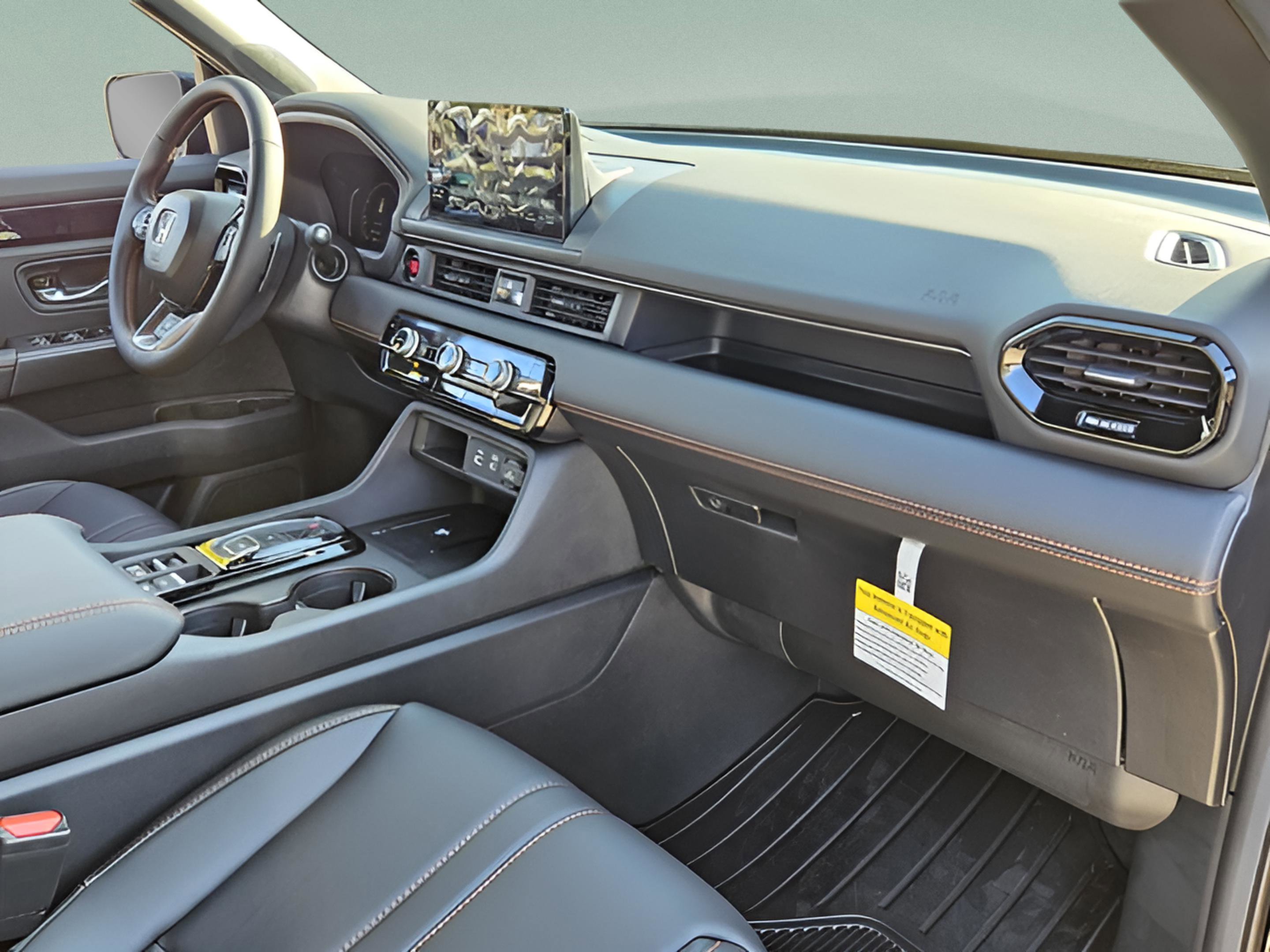 New 2025 Honda Pilot TrailSport image 16