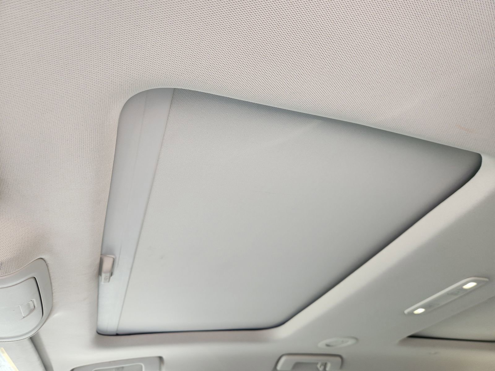 Used 2022 GMC Acadia Denali w/ Denali Technology Package image 29