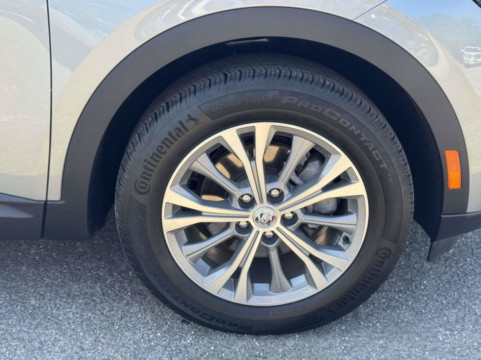 Used 2023 Buick Envision Preferred AWD/4WD image 8