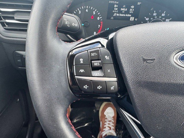 Used 2022 Ford Escape SEL w/ SEL Stealth AWD Package image 15