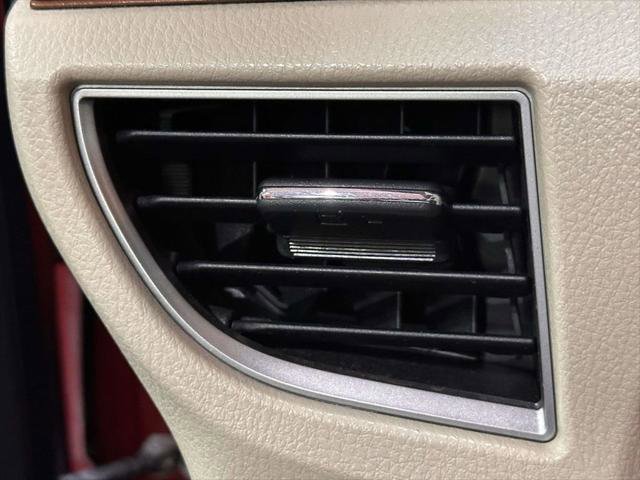 Used 2015 Toyota Corolla LE FWD image 31