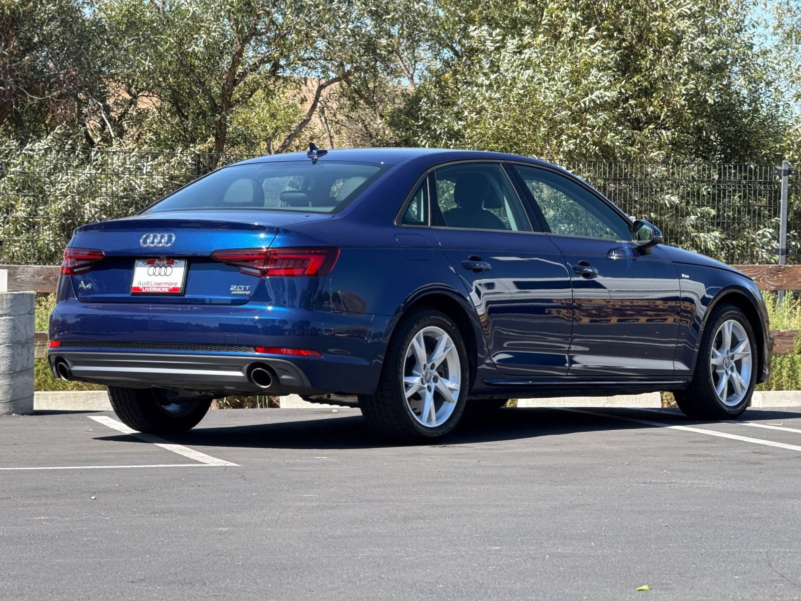 Used 2018 Audi A4 2.0T Premium AWD/4WD image 6