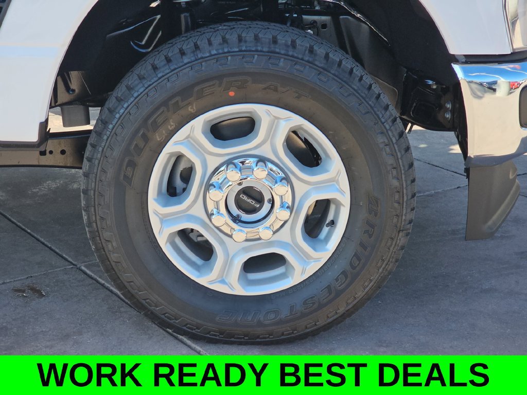 New 2026 Ford F250 XLT w/ XLT Premium Package AWD/4WD image 39