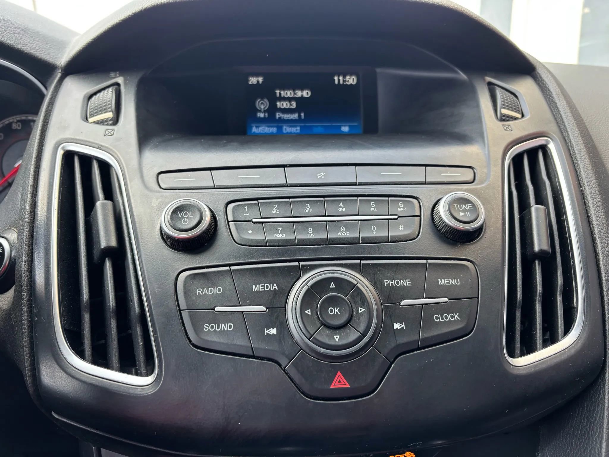 Used 2018 Ford Focus ST image 23