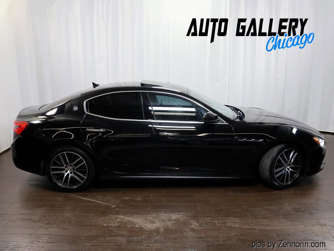 Used 2017 Maserati Ghibli S Q4 AWD/4WD image 10