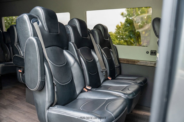 Used 2017 Mercedes-Benz Sprinter 3500 image 56