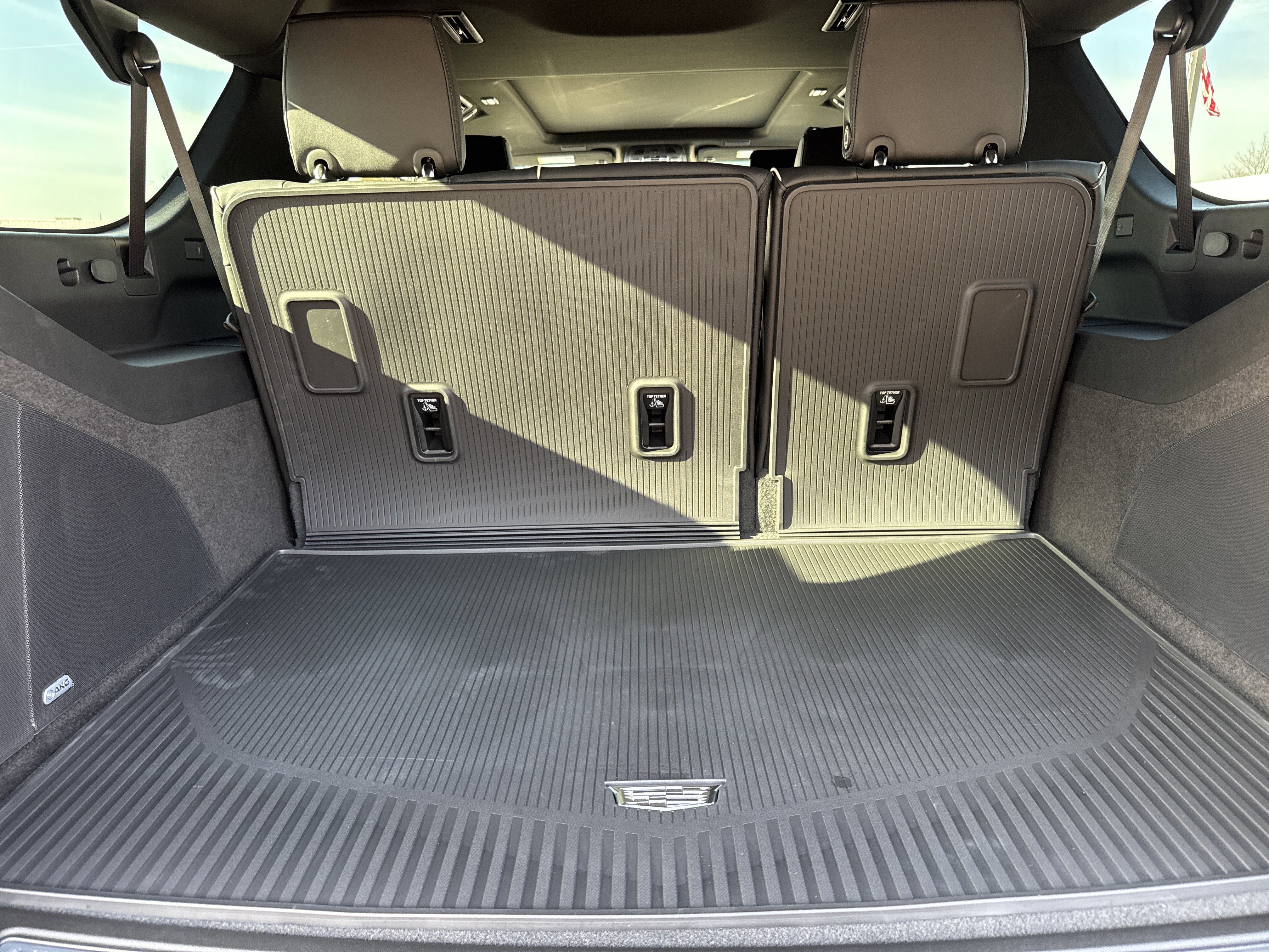 Used 2026 Cadillac Escalade ESV Sport w/ Touring Package image 37