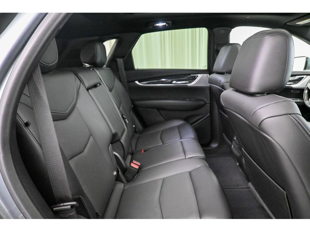 Certified 2022 Cadillac XT5 Premium Luxury image 18