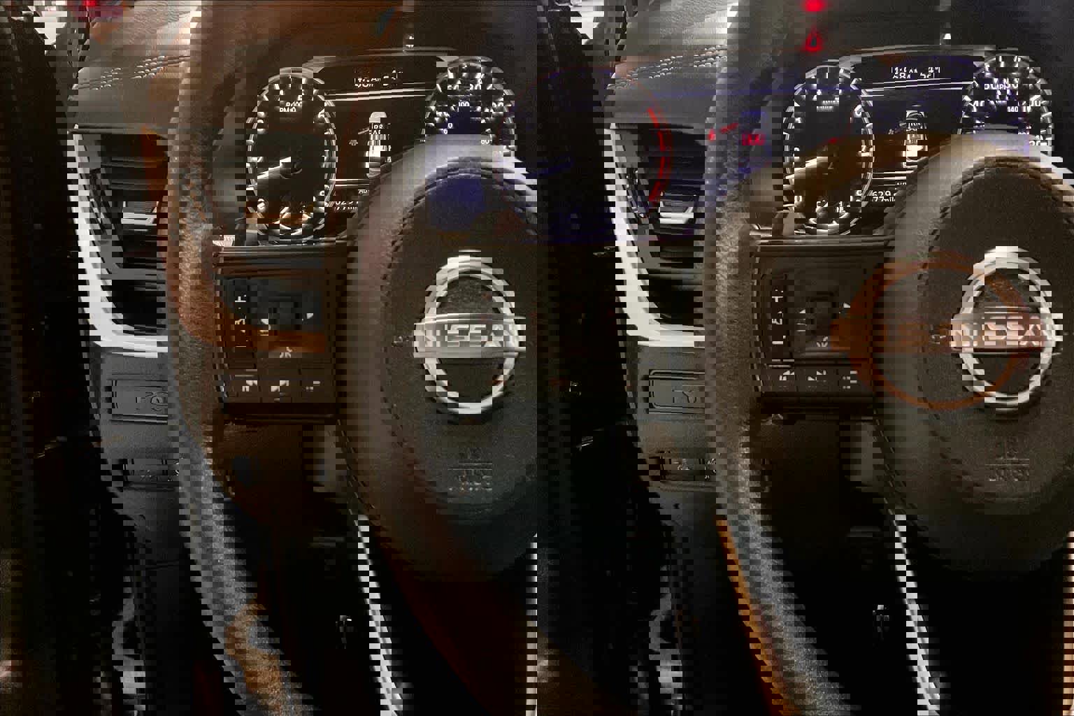 Used 2023 Nissan Rogue S image 23