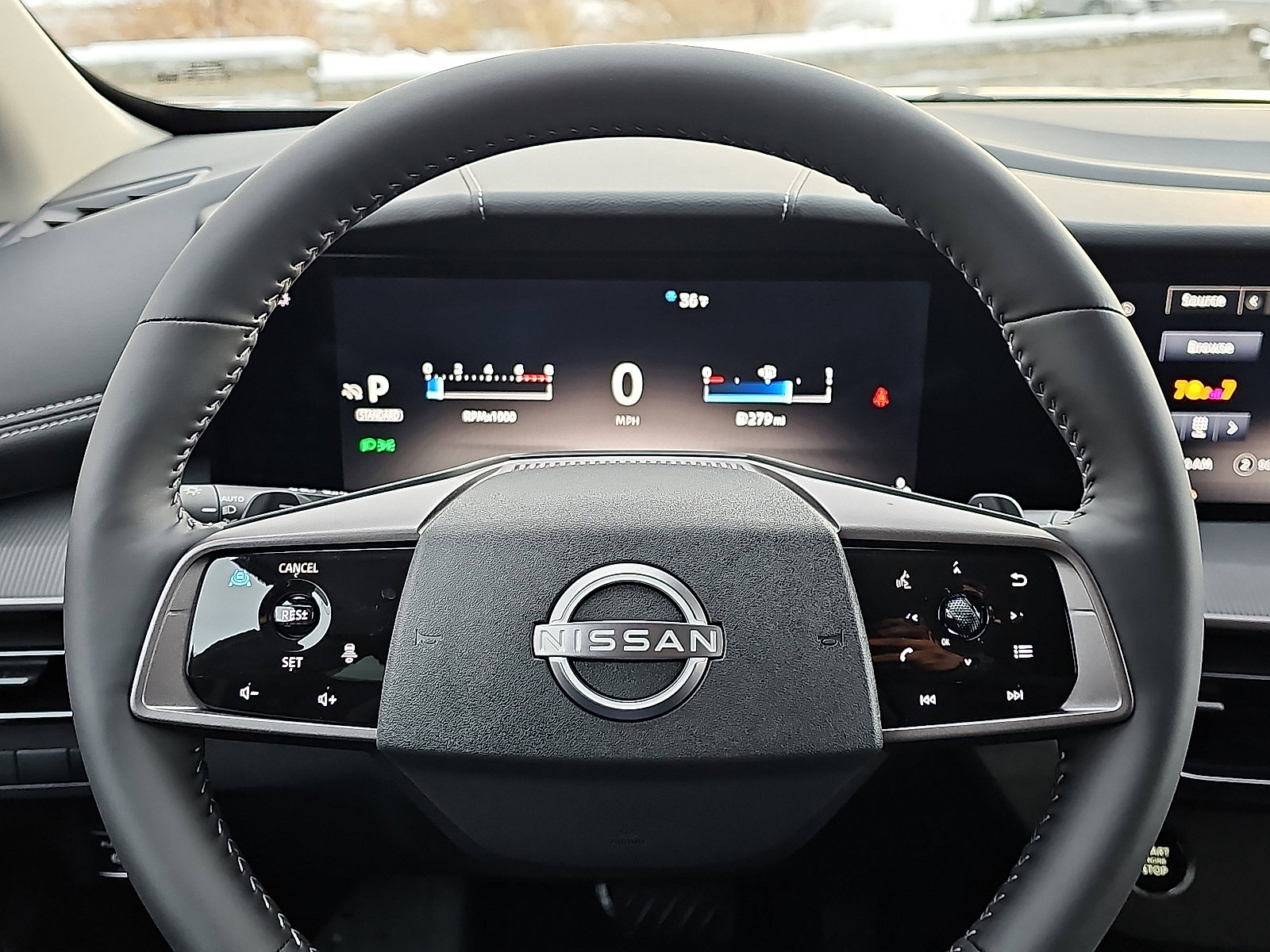 Certified 2025 Nissan Murano SV image 19