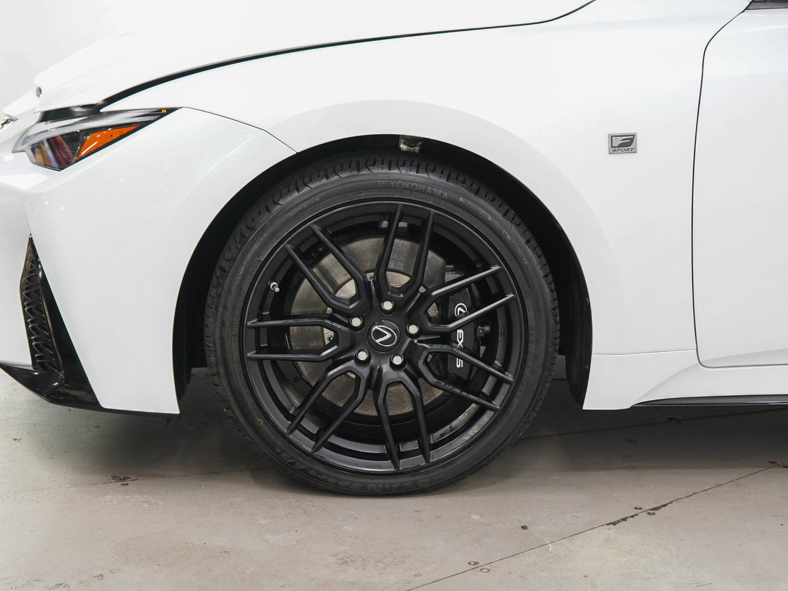 Used 2023 Lexus IS 500 RWD image 29