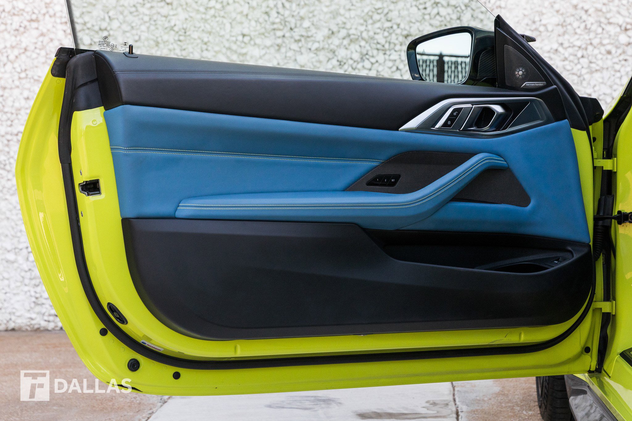 Used 2023 BMW M4 xDrive Competition w/ M Carbon Exterior Package image 27