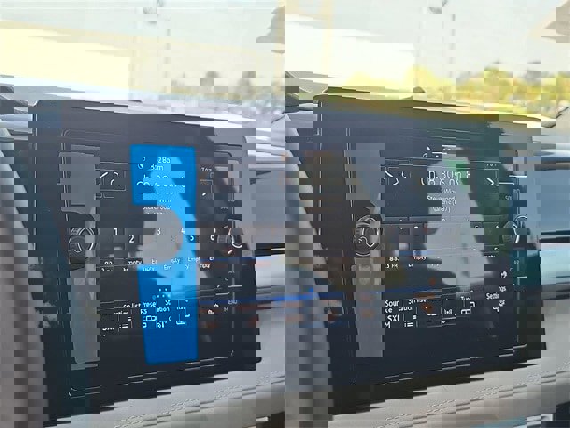 New 2025 Volkswagen Taos SE image 16