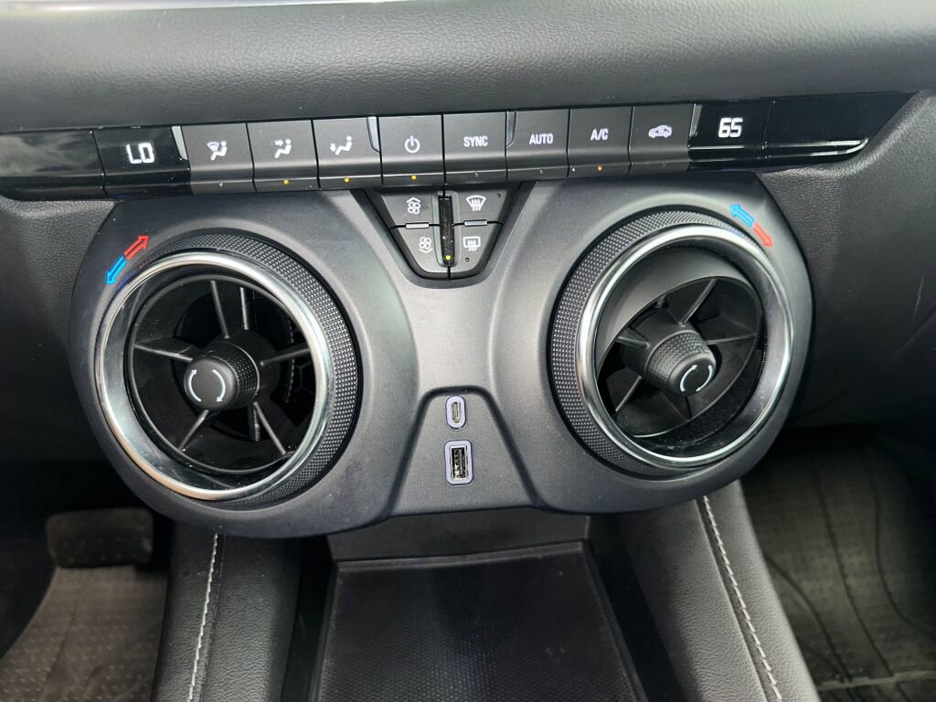 Used 2023 Chevrolet Blazer LT w/ Driver Confidence Package image 13