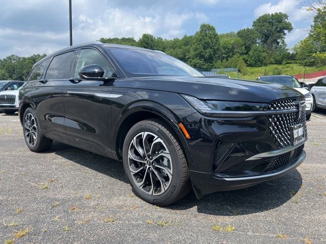 Used 2025 Lincoln Nautilus Reserve