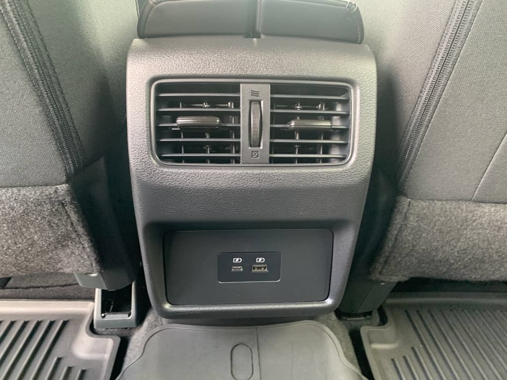 Used 2023 Nissan Rogue SV FWD image 21