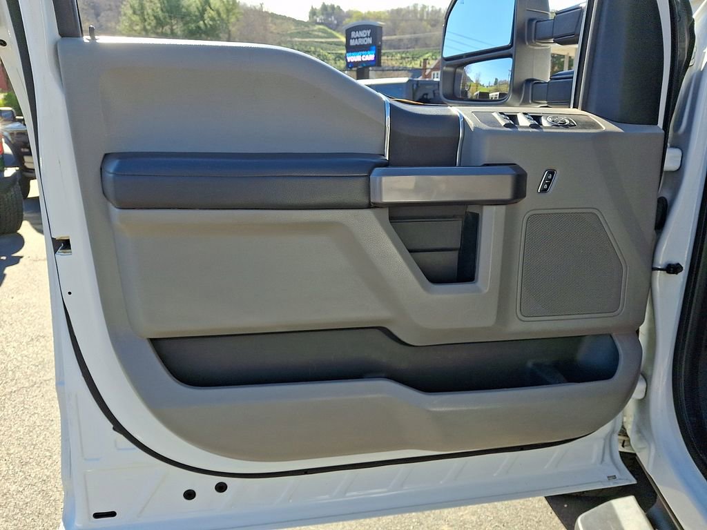 Used 2019 Ford F250 XLT AWD/4WD image 12