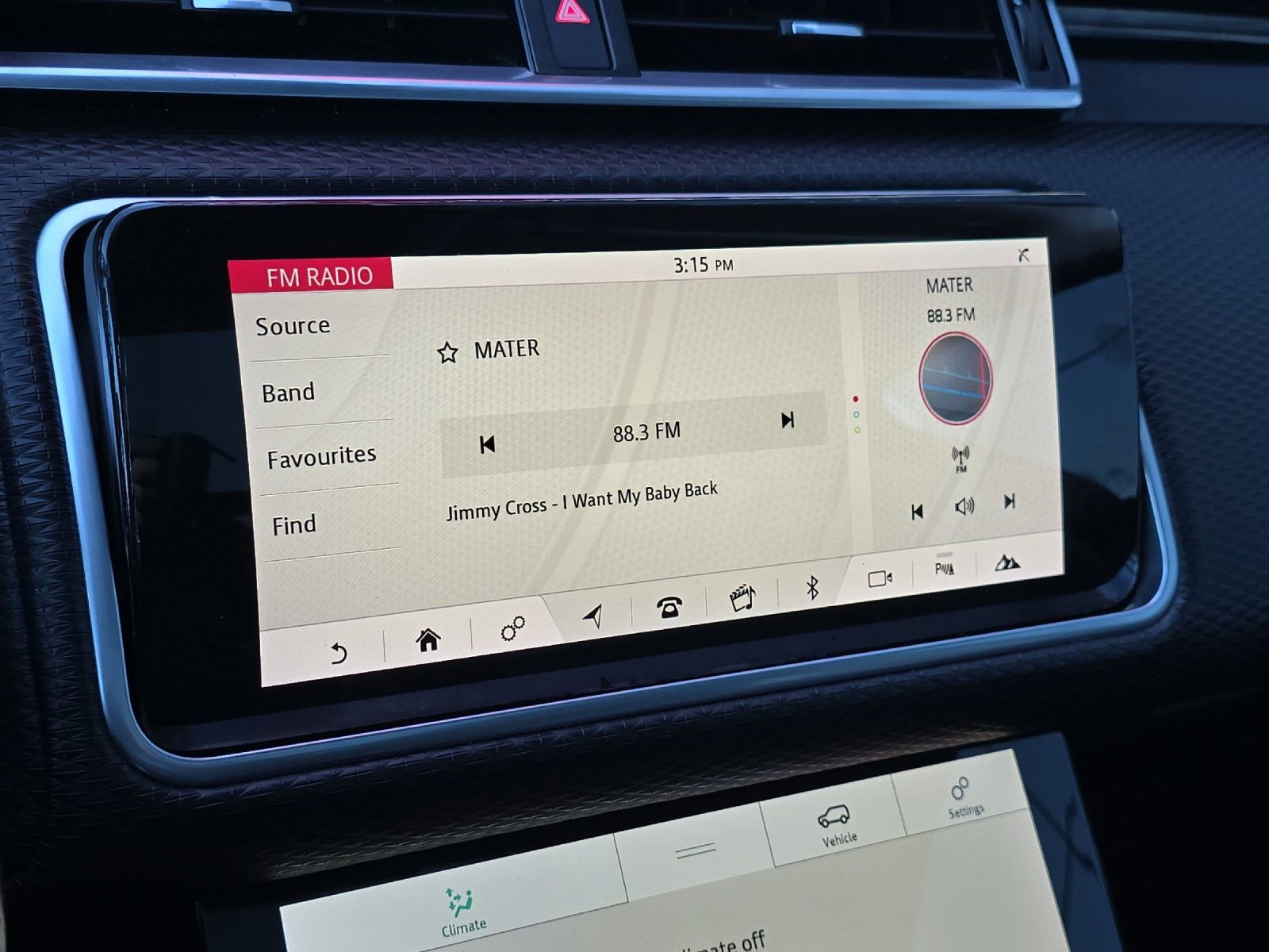 Used 2020 Land Rover Range Rover Velar S image 17