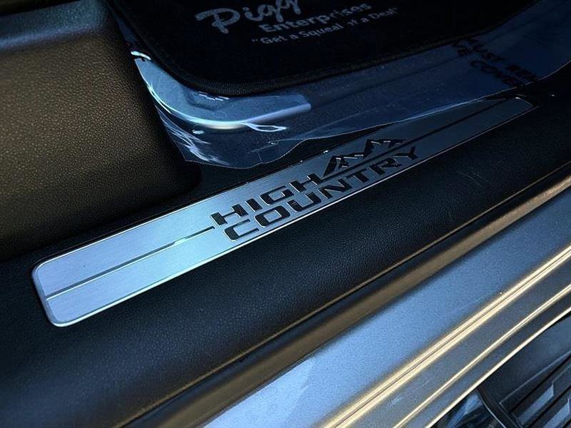 Used 2024 Chevrolet Silverado 3500 High Country image 60