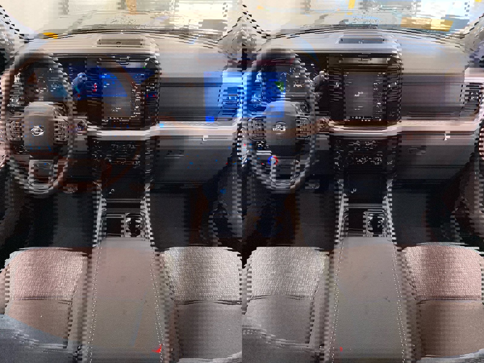 New 2026 Ford F350 XLT w/ XLT Premium Package image 10