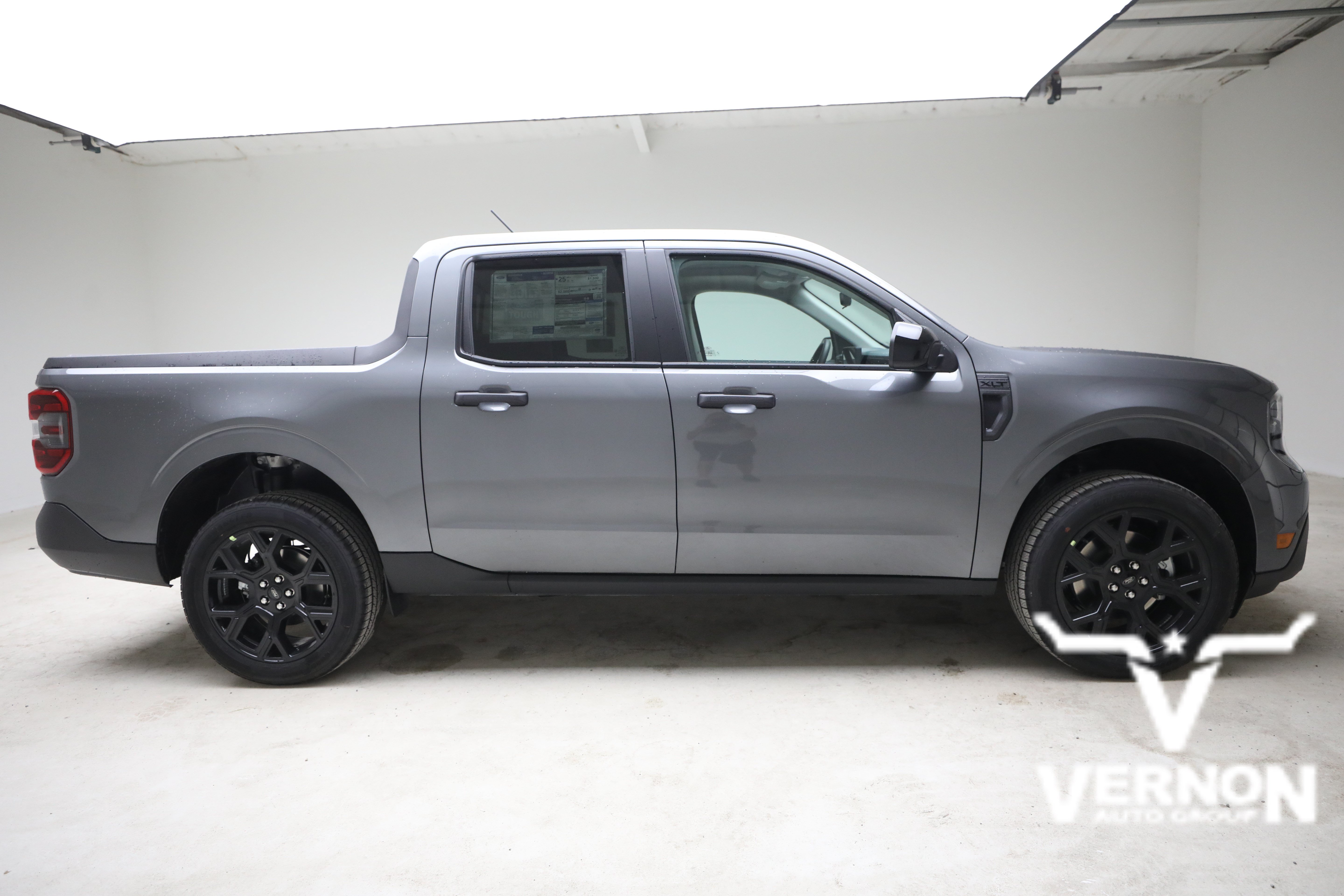 New 2026 Ford Maverick XLT w/ Black Appearance Package AWD/4WD image 8