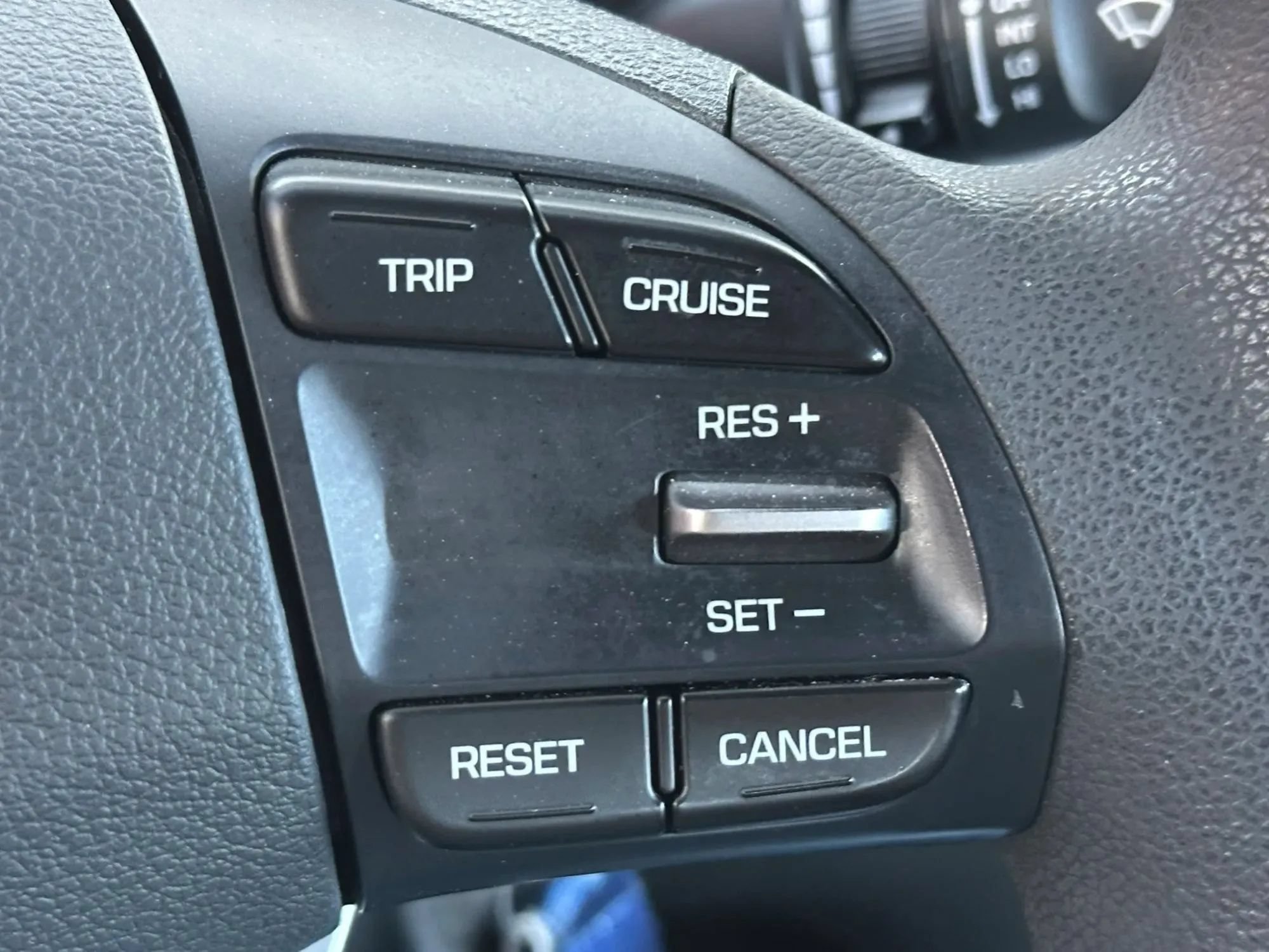 Used 2019 Hyundai Elantra SE FWD image 6