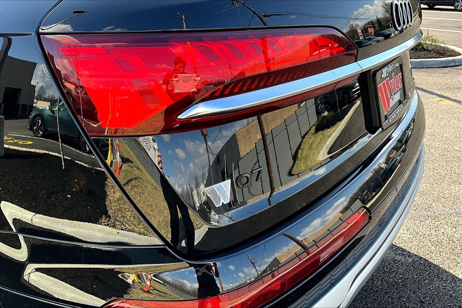 Used 2025 Audi Q7 3.0T Premium Plus image 23