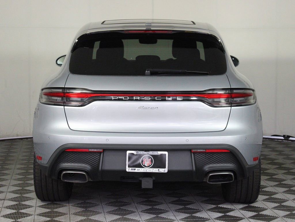 Certified 2025 Porsche Macan image 6
