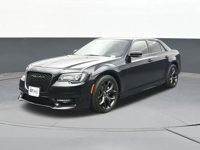 Used 2022 Chrysler 300 Touring L image 4