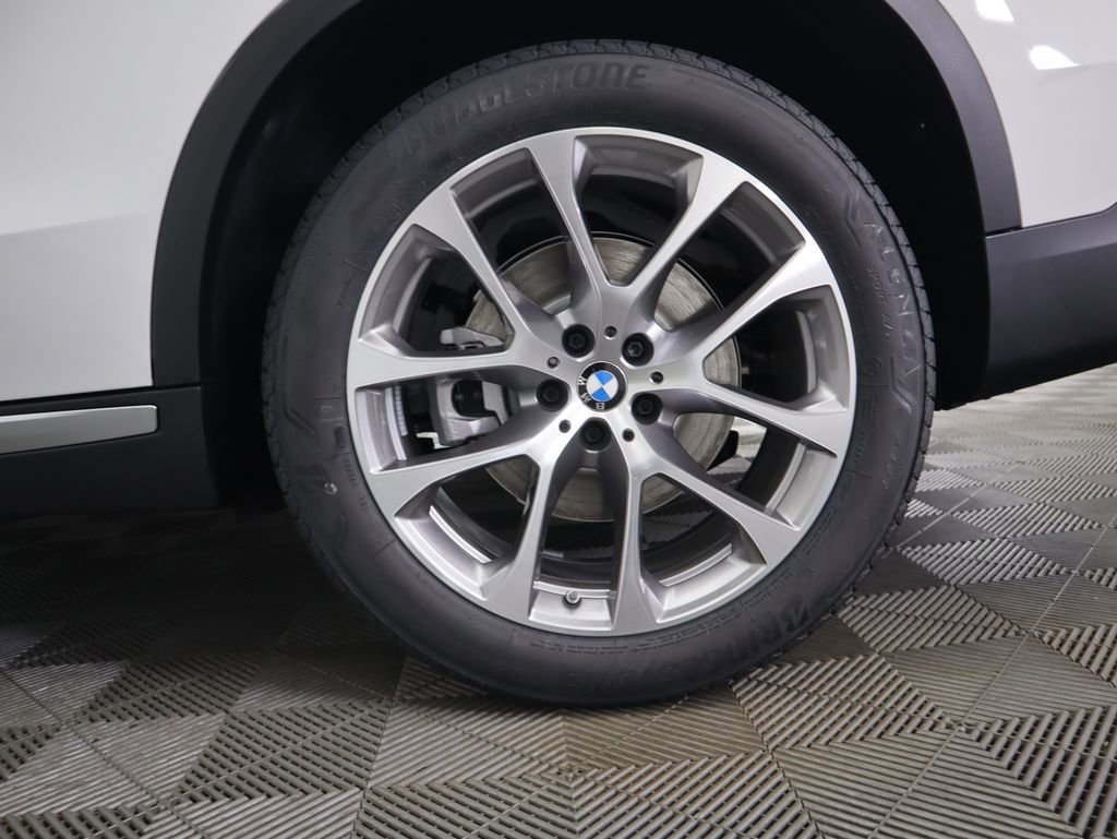 New 2026 BMW X5 xDrive40i w/ Premium Package image 31