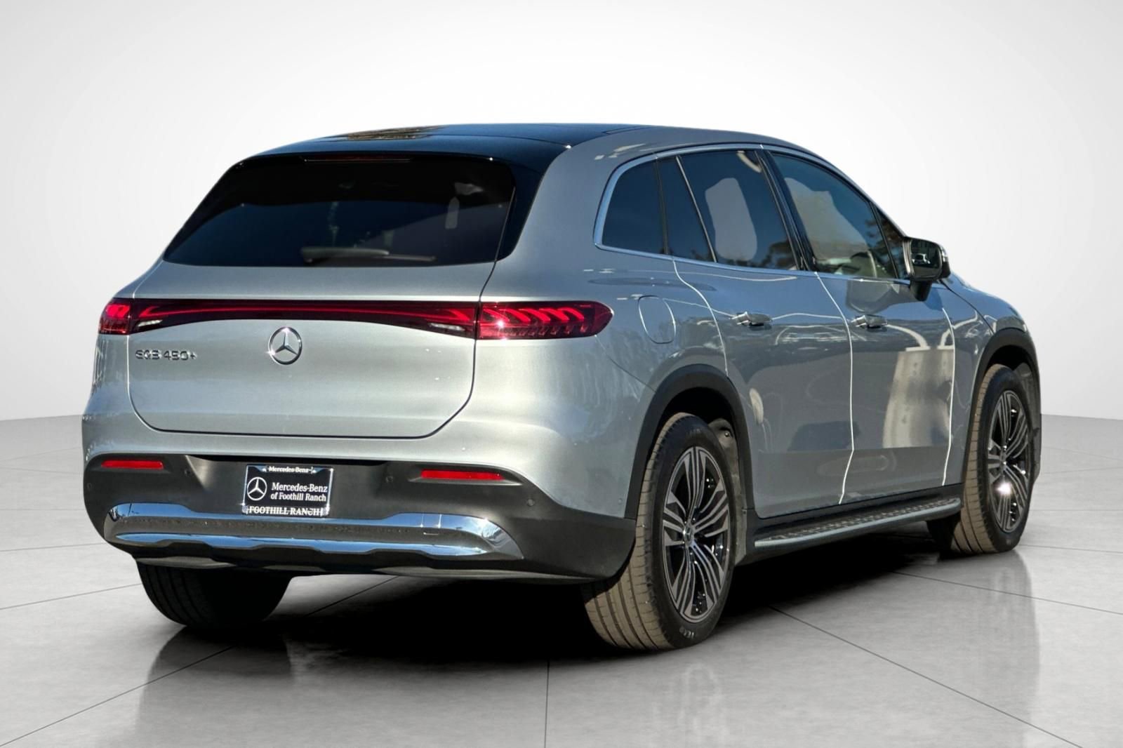 Certified 2023 Mercedes-Benz EQS 450+ SUV image 3