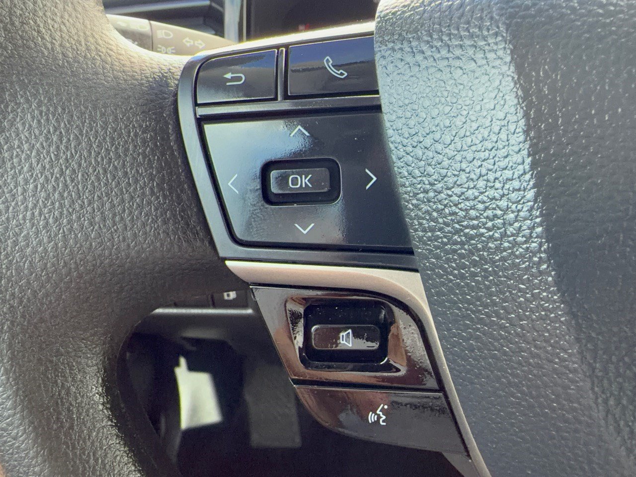 Used 2026 Toyota Camry LE FWD image 18