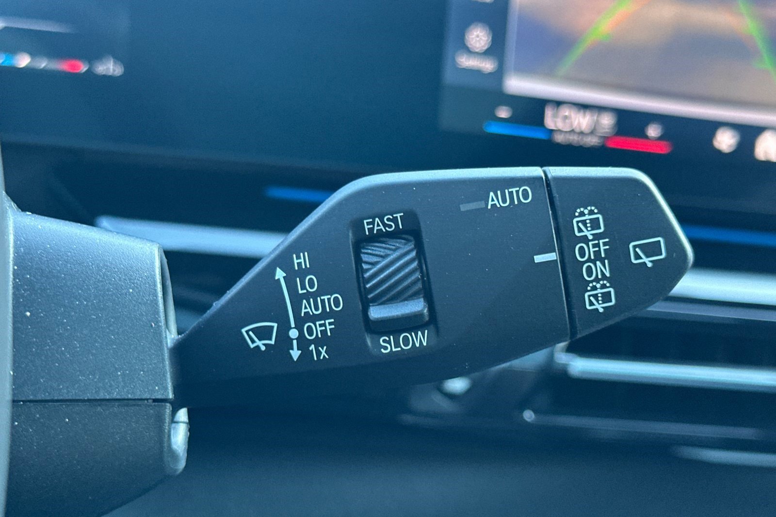 Used 2025 BMW X1 xDrive28i w/ Convenience Package image 35