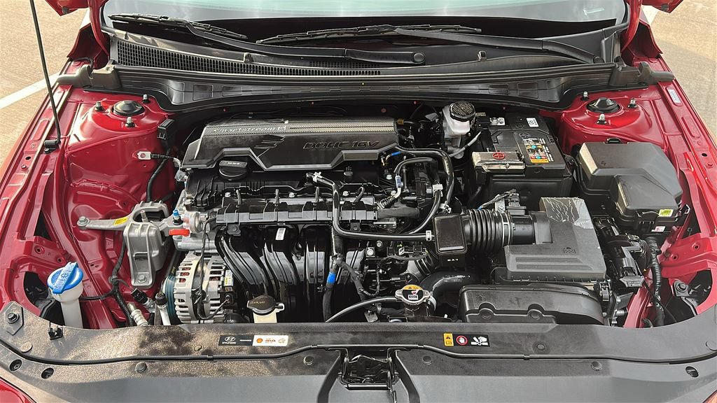 Certified 2024 Hyundai Elantra SEL FWD image 3