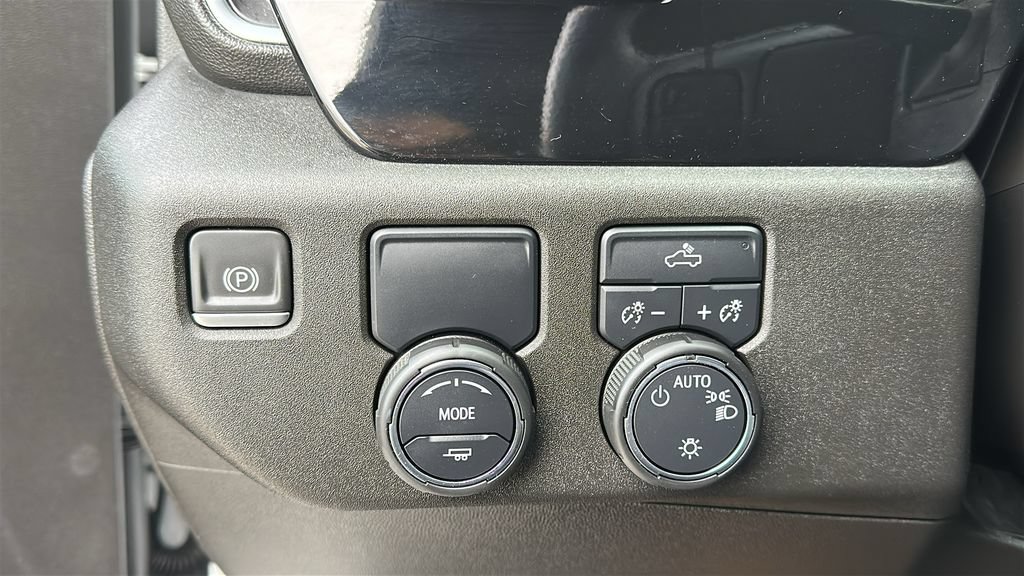 Used 2022 Chevrolet Silverado 1500 LT w/ Texas Edition Plus RWD image 21