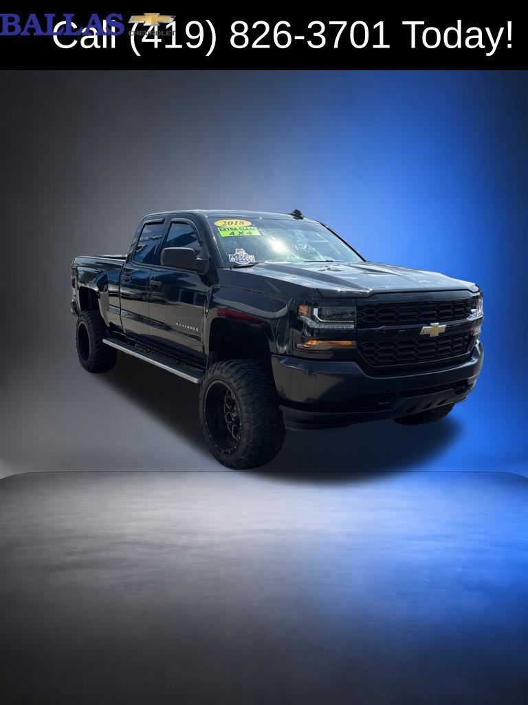 Used 2018 Chevrolet Silverado 1500 Custom w/ Custom Convenience Package AWD/4WD image 10