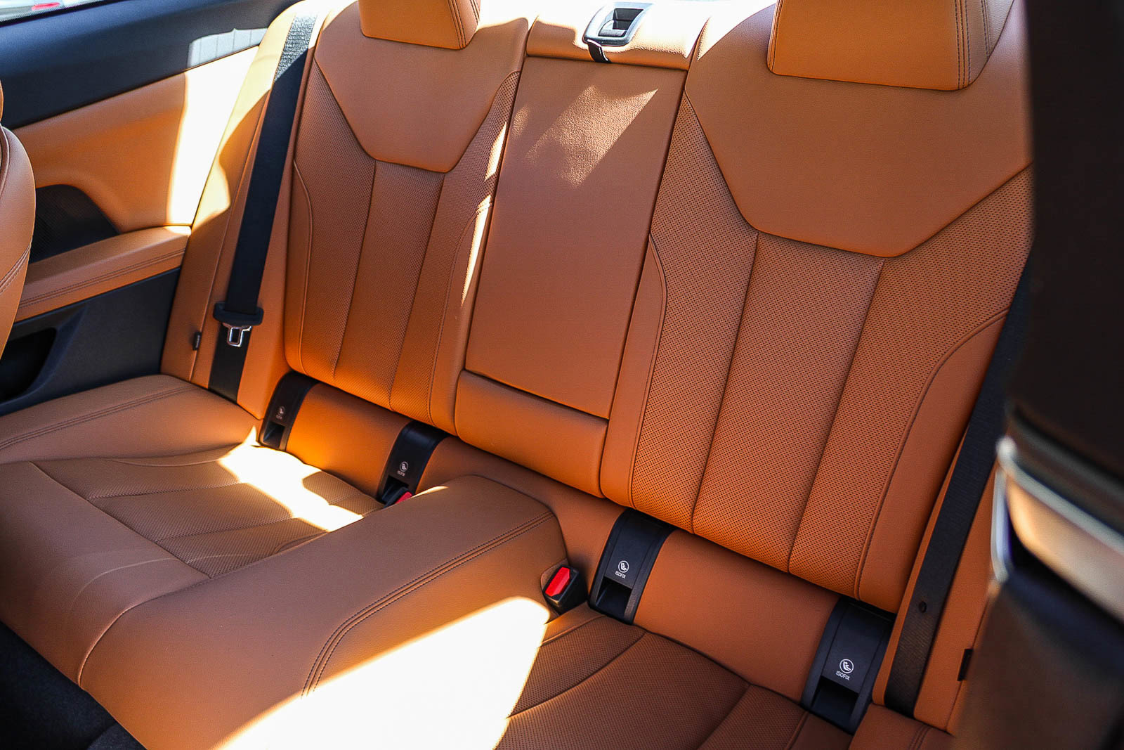 Certified 2025 BMW 430i Coupe w/ Convenience Package image 18