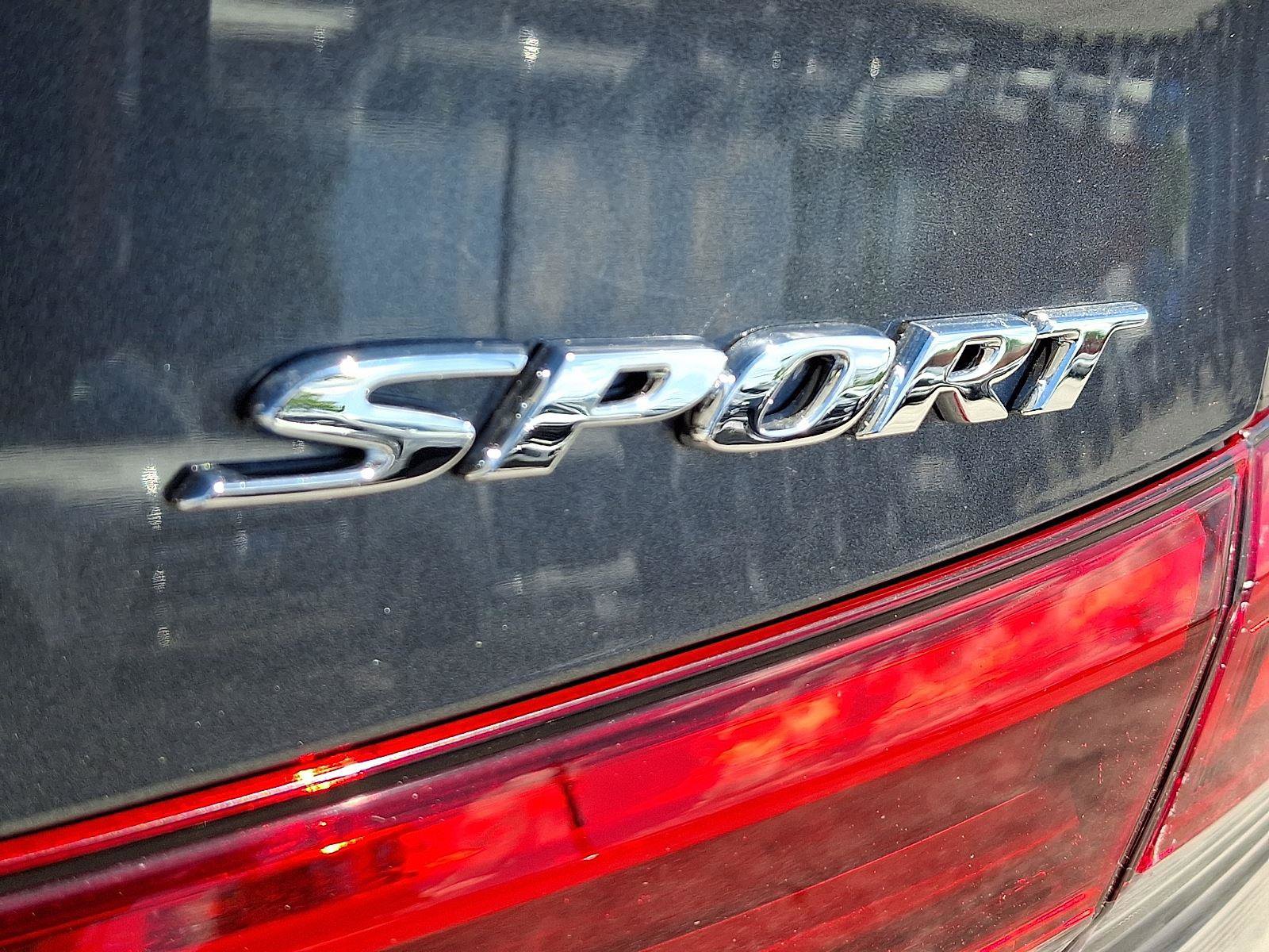 Used 2024 Honda Civic Sport image 29