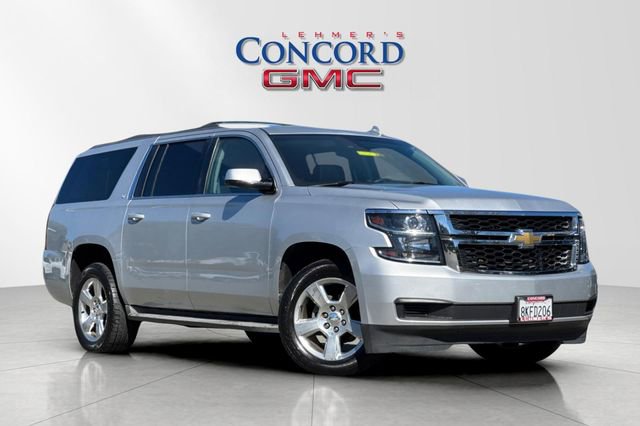 Used 2016 Chevrolet Suburban LT image 1