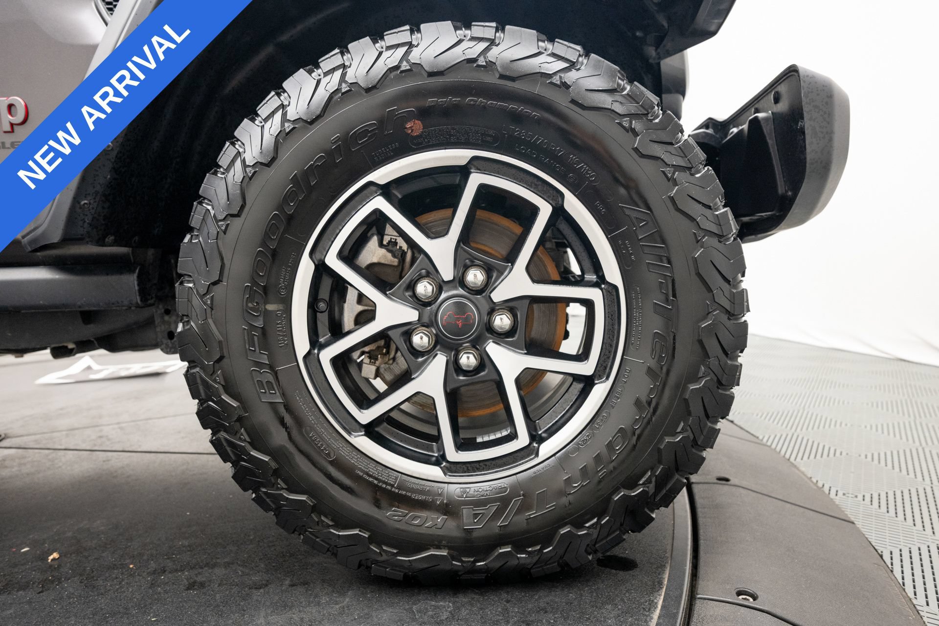 Used 2025 Jeep Wrangler Unlimited Rubicon AWD/4WD image 30