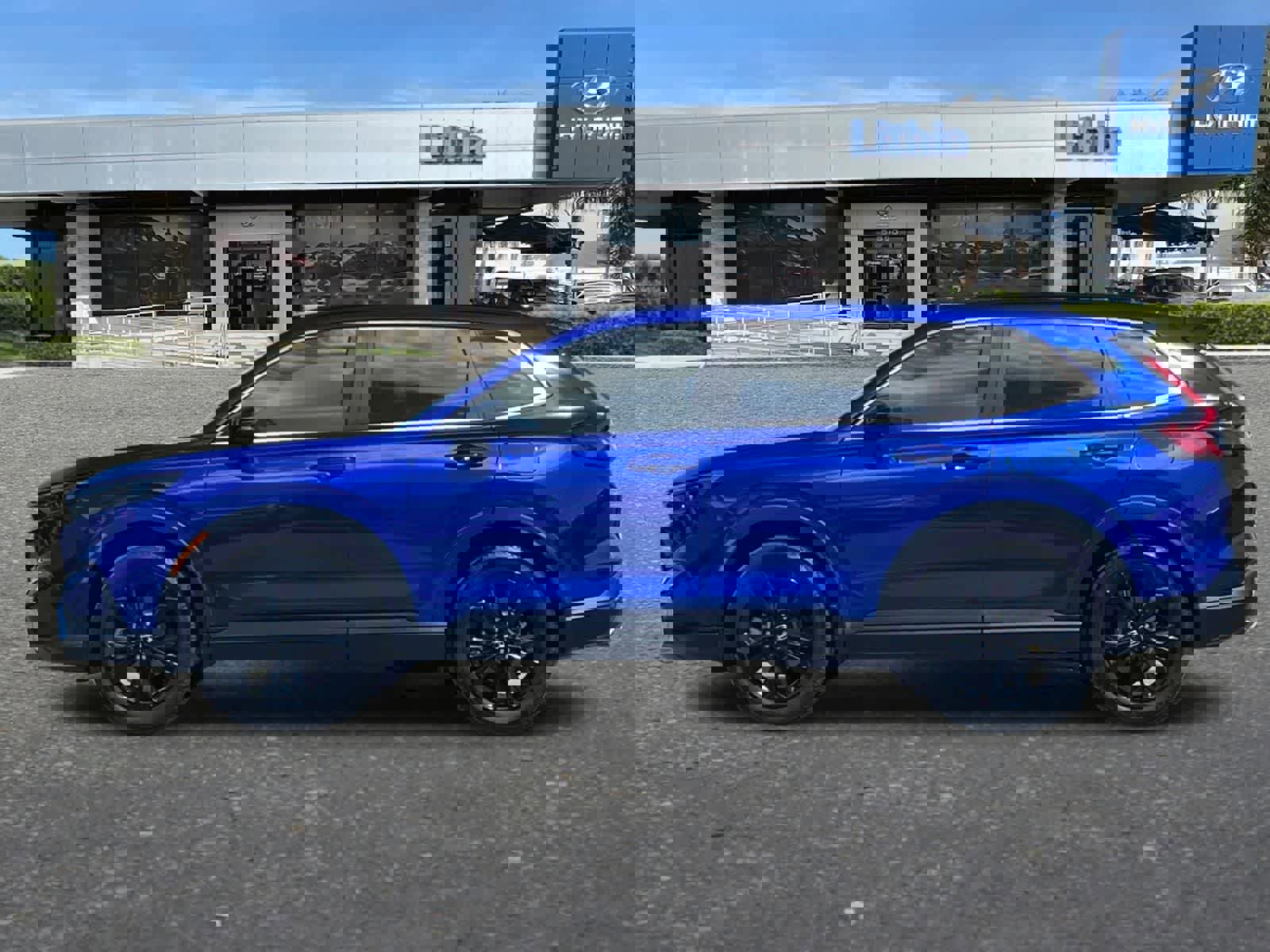 Used 2025 Honda CR-V Sport Touring image 6