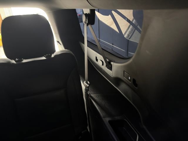 Used 2023 Chevrolet Suburban LT image 25