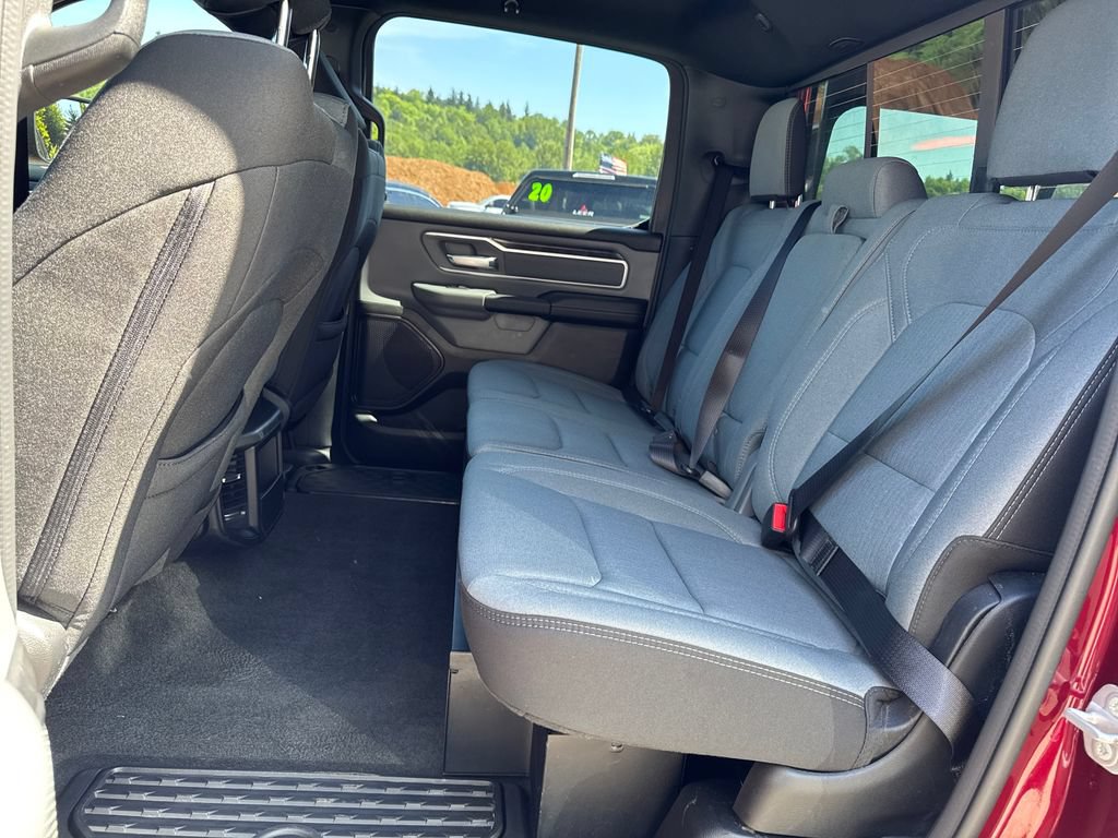 Used 2023 RAM 1500 Big Horn AWD/4WD image 30