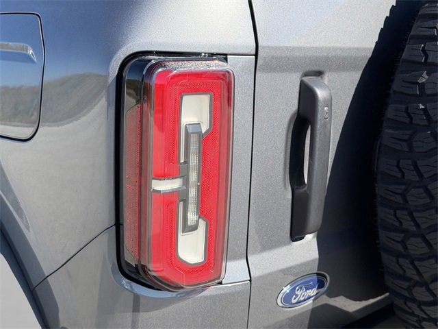 Used 2021 Ford Bronco Badlands image 14