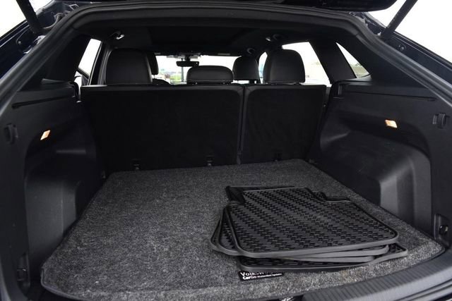 Used 2023 Volkswagen Atlas Cross Sport SE w/ Panoramic Sunroof Package image 25